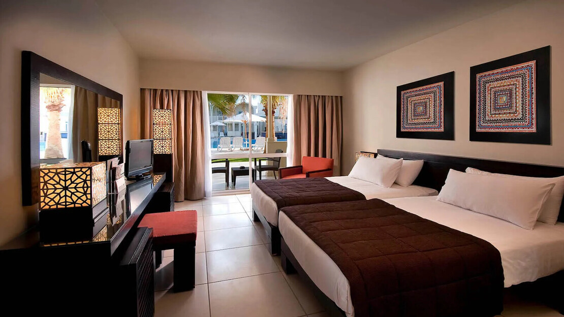 Reef Oasis Beach Resort